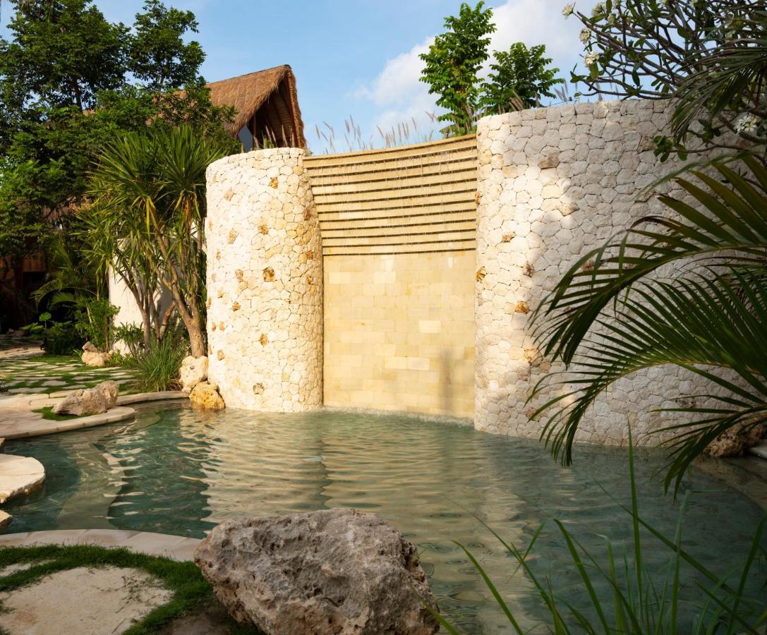 Amnaya Resort Benoa Nusa Dua  Exterior foto